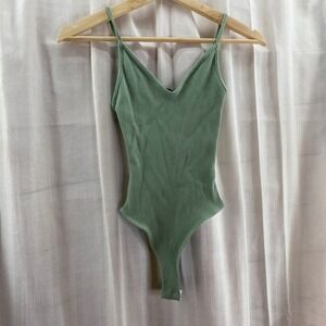 Lulus Sage Green Ribbed‎ V Neck Spaghetti Strap Thong Bodysuit Size S minimalist